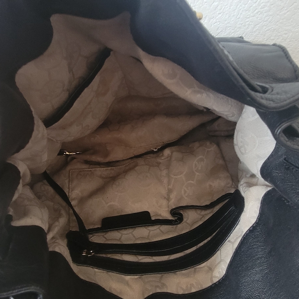 Handbag - Picture 4 of 5